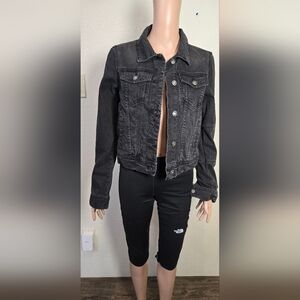 Free People Women’s Jean Jacket Rumors Denim in Washed Black Button Up Size XS
